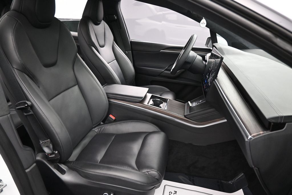 Used 2023 Tesla Model X AWD/4WD image 35