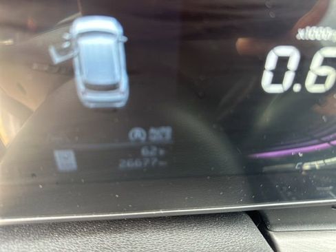 Used 2023 Kia Sportage X-Line image 11