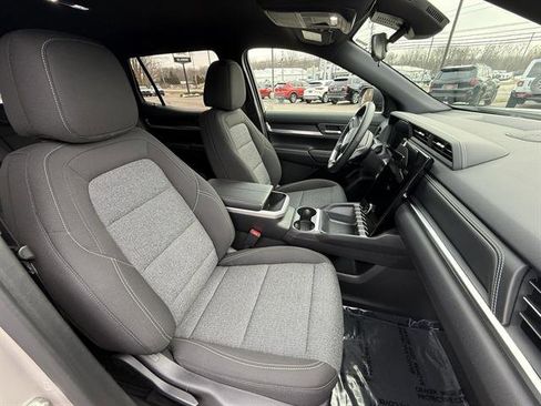 Used 2026 GMC Terrain Elevation image 26