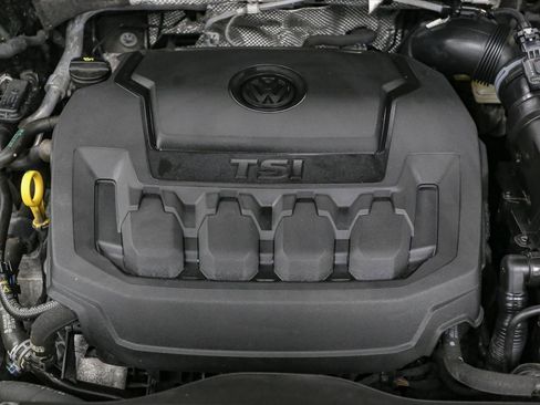 Certified 2024 Volkswagen Tiguan S image 16