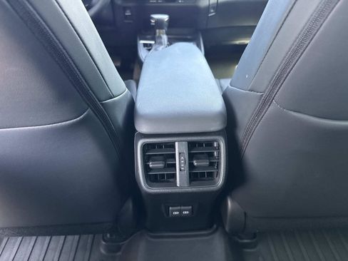 Used 2022 Lexus UX 250h w/ Accessory Package (Z2) AWD/4WD image 17