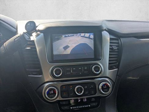 Used 2018 Chevrolet Tahoe LS RWD image 13