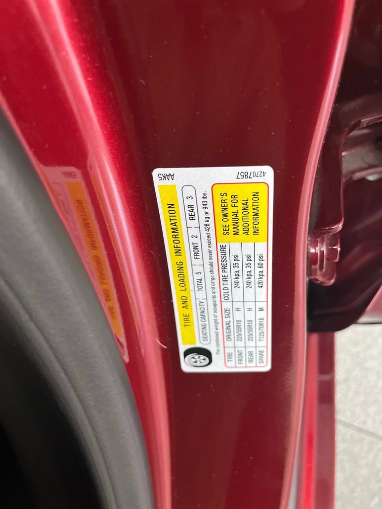 Used 2023 Buick Encore GX Select w/ Sport Touring Package FWD image 23