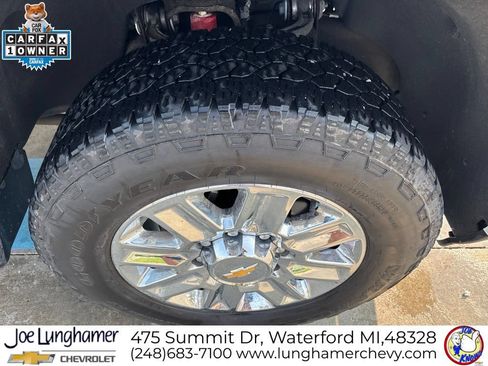Used 2024 Chevrolet Silverado 2500 High Country w/ High Country Premium Package AWD/4WD image 9