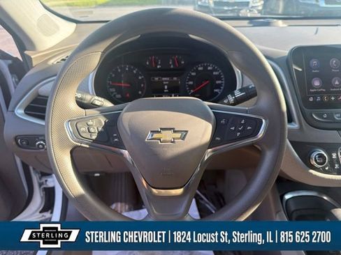 Used 2024 Chevrolet Malibu LT FWD image 16