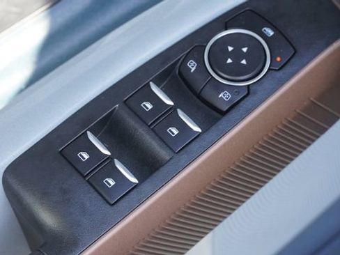 Used 2023 Ford Maverick Lariat w/ Lariat Luxury Package image 19