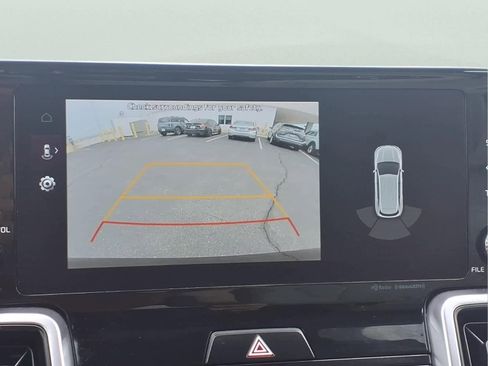 Used 2022 Kia Sorento S AWD/4WD image 22