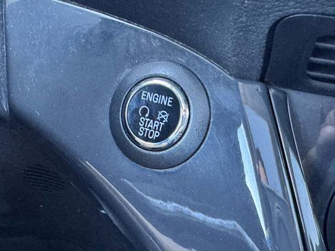 Used 2015 Ford Escape Titanium w/ Equipment Group 301A AWD/4WD image 47