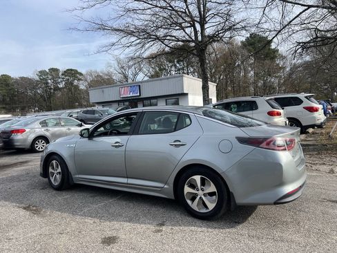 Used 2015 Kia Optima LX w/ Hybrid Convenience Package image 9