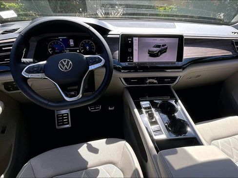 New 2026 Volkswagen Atlas SEL Premium R-Line AWD/4WD image 3
