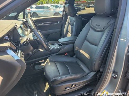Certified 2023 Cadillac XT6 Premium Luxury w/ LPO, Floor Liner Package AWD/4WD image 11