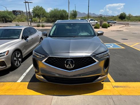 Used 2022 Acura MDX SH-AWD w/ Technology Package image 2