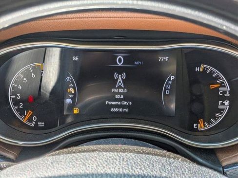 Used 2016 Jeep Grand Cherokee Summit w/ Platinum Series Group RWD image 12