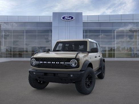 New 2026 Ford Bronco Outer Banks w/ Sasquatch Package AWD/4WD image 2