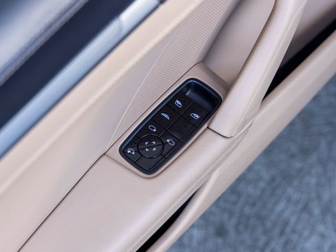 Used 2020 Porsche 911 Carrera S image 30