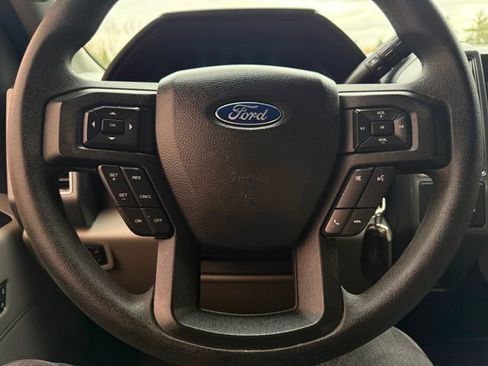 Used 2019 Ford F150 XLT RWD image 9