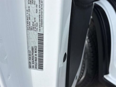 Used 2023 RAM ProMaster 2500 image 32