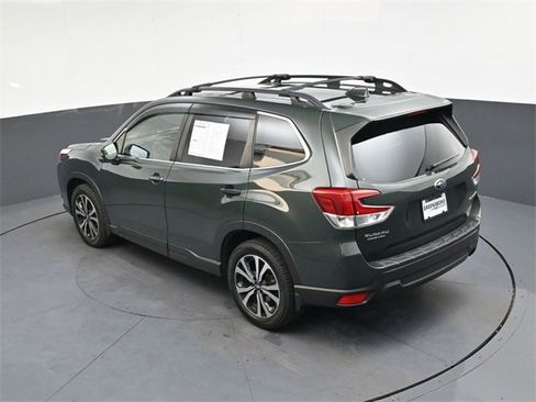 Used 2022 Subaru Forester Limited image 31