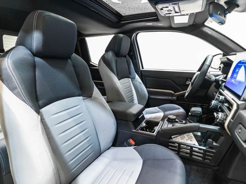 New 2026 Toyota Tacoma TRD Off-Road AWD/4WD image 16