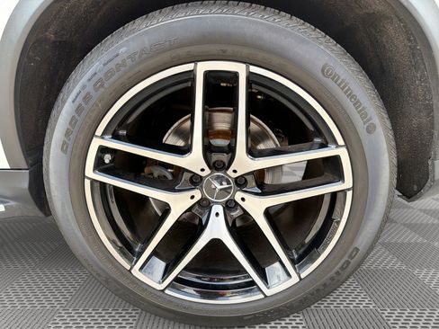 Used 2017 Mercedes-Benz GLE 43 AMG 4MATIC Coupe w/ Parking Assist Package image 29