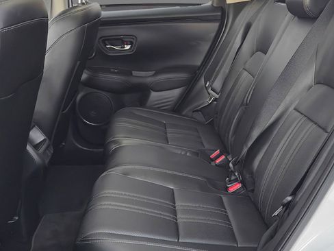 Used 2024 Honda HR-V EX-L image 6