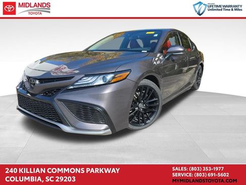 Used 2023 Toyota Camry XSE image 1