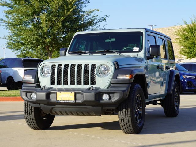 Used 2024 Jeep Wrangler Unlimited Sport AWD/4WD image 3