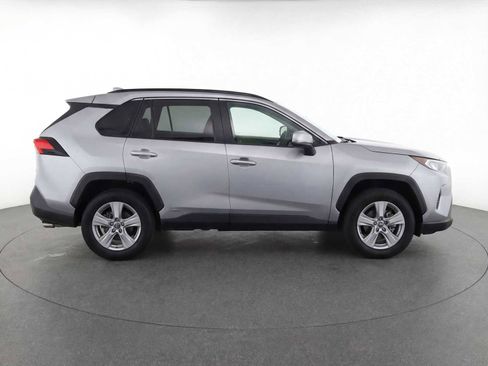 Used 2025 Toyota RAV4 XLE image 6