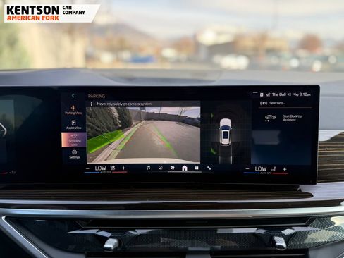 Used 2025 BMW X5 xDrive40i w/ M Sport Package image 31