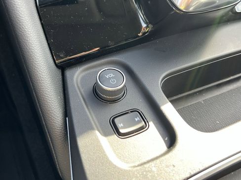 Certified 2025 Acura MDX FWD image 19