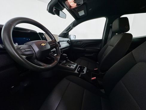 Used 2024 Chevrolet Colorado W/T RWD image 21