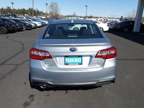 Used 2019 Subaru Legacy 2.5i Premium image 4