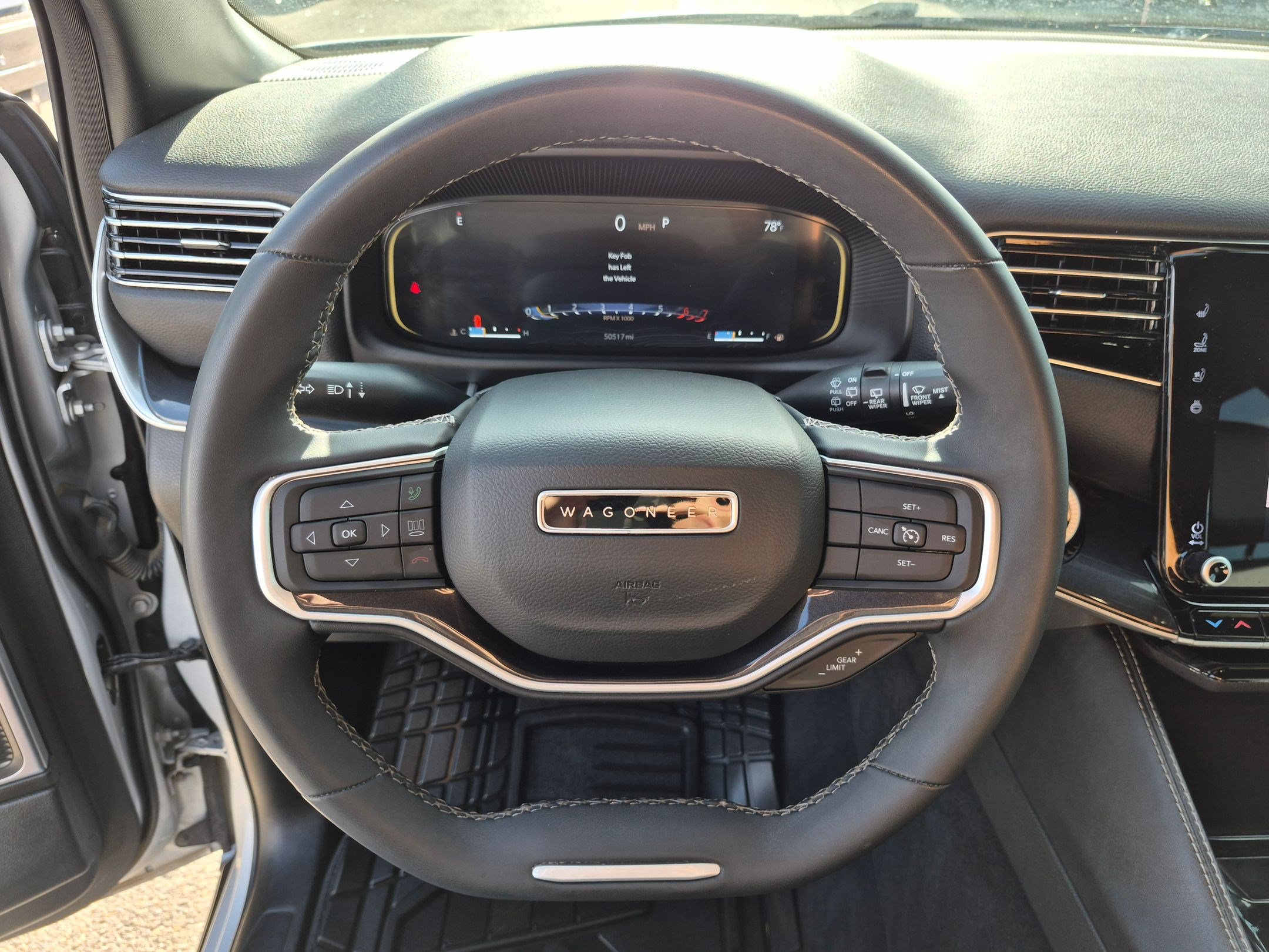 Used 2023 Jeep Wagoneer 4WD image 16