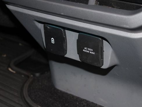 Used 2022 Ford F150 XLT w/ Equipment Group 302A High image 36