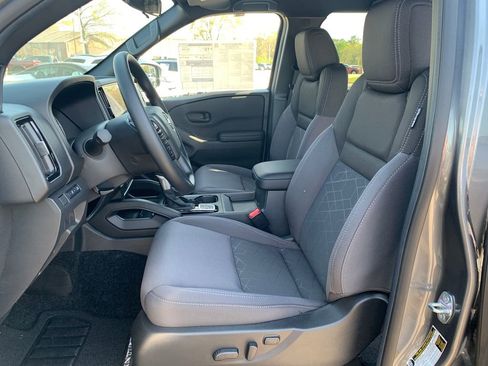 New 2026 Nissan Frontier SV AWD/4WD image 8