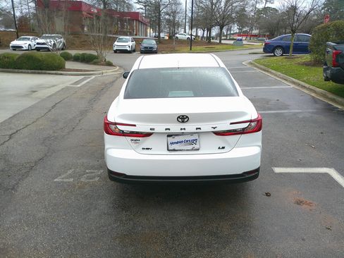 Used 2026 Toyota Camry LE image 43