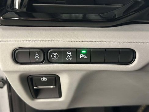 Used 2023 Acura MDX SH-AWD w/ Technology Package image 22