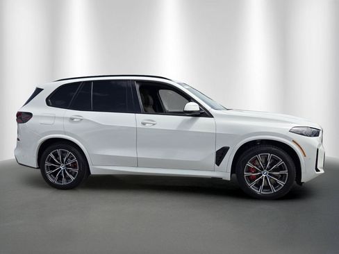 New 2026 BMW X5 xDrive50e w/ M Sport Package AWD/4WD image 8