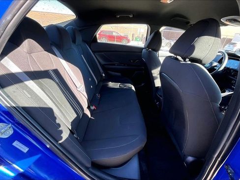 Used 2025 Hyundai Elantra Sport image 25