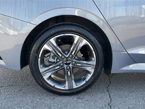 Used 2022 Kia K5 EX w/ EX Premium Package image 10