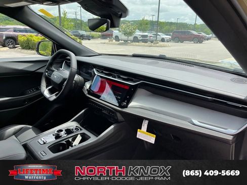 New 2026 Jeep Cherokee Limited AWD/4WD image 16
