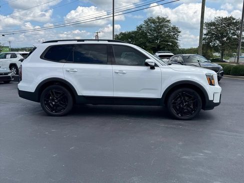 Certified 2024 Kia Telluride SX X-Line AWD/4WD image 2