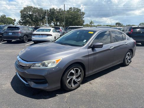 Used 2017 Honda Accord LX image 3