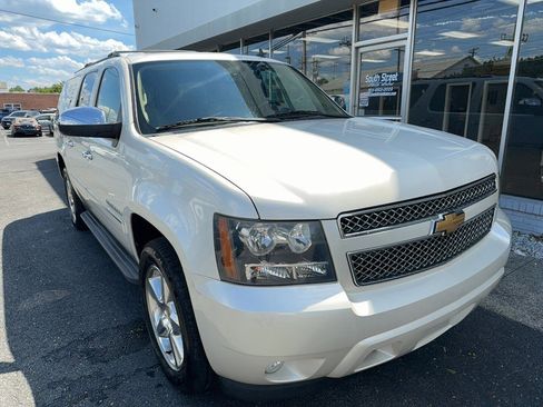 Used 2012 Chevrolet Suburban LTZ AWD/4WD image 2