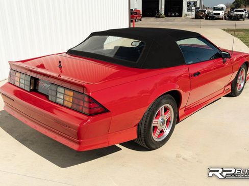 Used 1991 Chevrolet Camaro Z28 RWD image 10