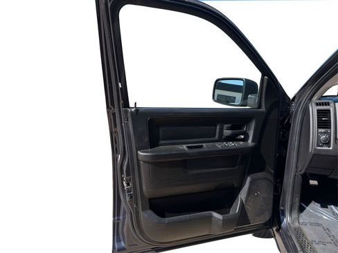 Used 2019 RAM 1500 Tradesman w/ Chrome Plus Package image 20