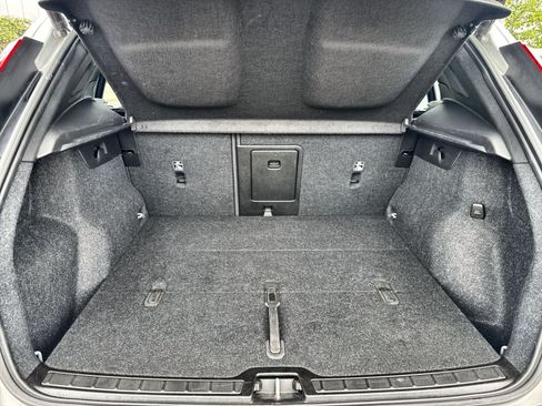 Used 2023 Volvo XC40 Recharge Ultimate AWD/4WD image 33