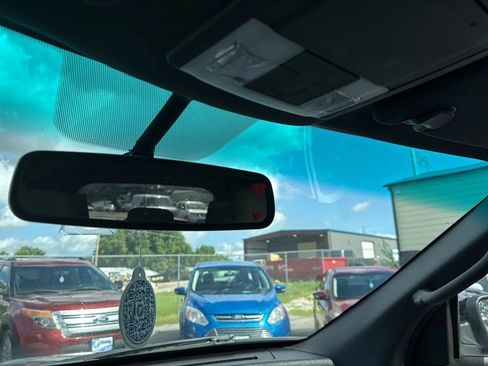 Used 2014 Ford Explorer XLT w/ Equipment Group 201A FWD image 29