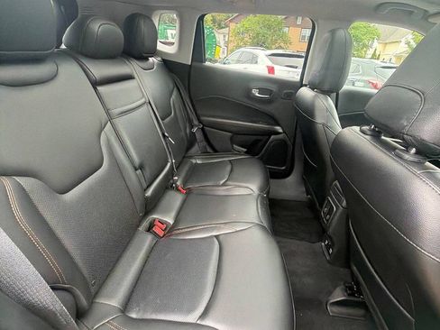 Used 2018 Jeep Compass Limited w/ Navigation Group AWD/4WD image 36