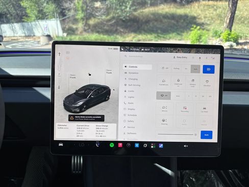 Used 2025 Tesla Model 3 Performance AWD/4WD image 17